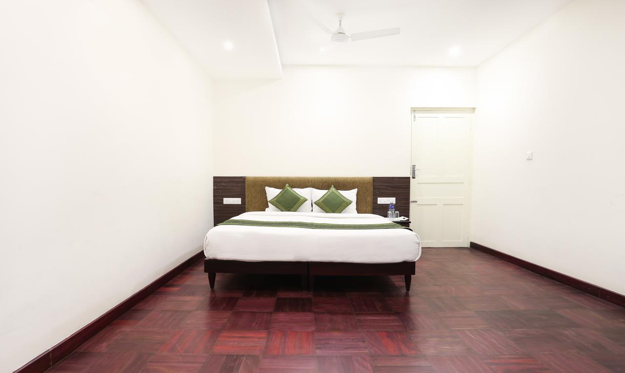 Hotel Cmk Habitat Centre Kochi Exterior foto